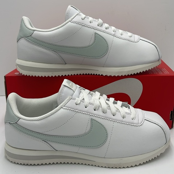 Nike Shoes - Nike Cortez Leather
Women's
Summit White/Sail/Light
Bone/Light Silver
DN1791-106